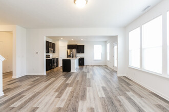 1364 Delacorte Cir in Shelbyville, IN - Building Photo - Building Photo