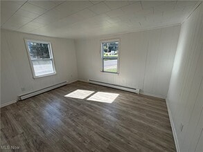 109 Alley O in Chester, WV - Building Photo - Building Photo