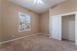 6121 Molly Malone Ct in Las Vegas, NV - Building Photo - Building Photo