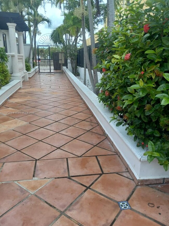1234 SW 4th St in Miami, FL - Building Photo - Building Photo