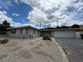 1212 Maplegrove St in West Covina, CA - Building Photo