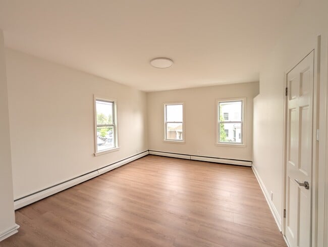 656 Dorchester Ave, Unit #2