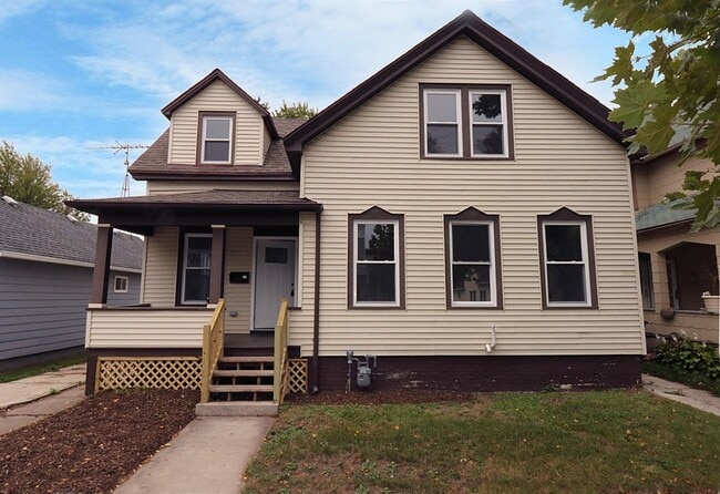 1602 N 8th St in Sheboygan, WI - Building Photo - Building Photo
