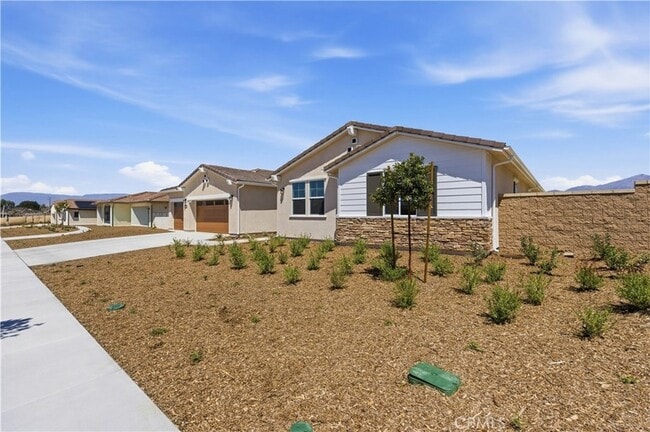 11647 Saddleback Dr in Loma Linda, CA - Building Photo - Building Photo