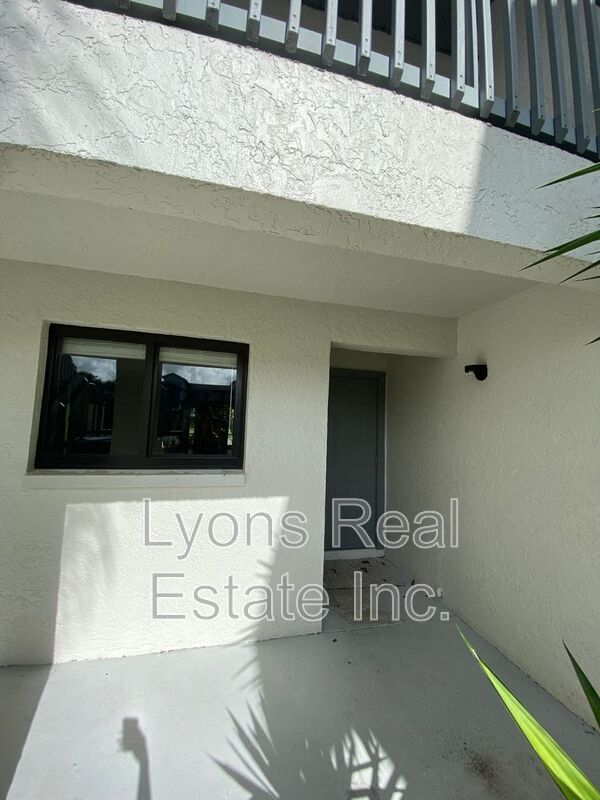 6308 Sugar Bush Ln in Ft. Myers, FL - Building Photo - Building Photo