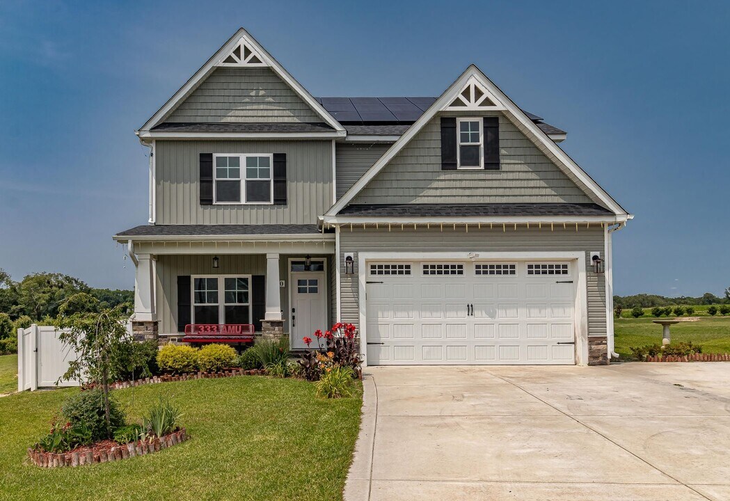 110 Aspen Rdg Dr in Pikeville, NC - Building Photo