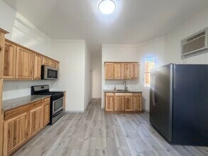 124 Winfield Ave in Jersey City, NJ - Building Photo - Building Photo