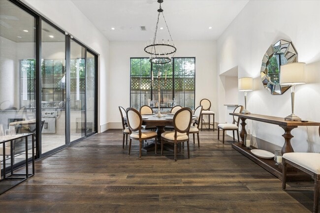 property at 5353 Lampasas St