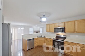 310 Woodson Trail Dr in Wentzville, MO - Foto de edificio - Building Photo