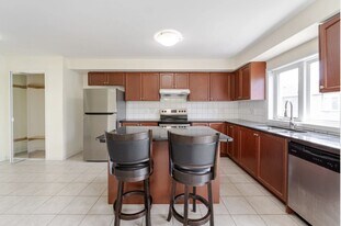 2 BED PLUS DEN - 1 BATH - SCARBOROUGH -  FOURPLEX in Toronto, ON - Building Photo