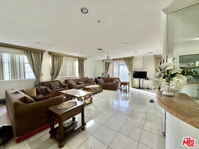 1132 S Shenandoah St in Los Angeles, CA - Building Photo - Building Photo