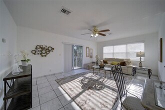 2855 NE 30th St in Fort Lauderdale, FL - Building Photo - Building Photo