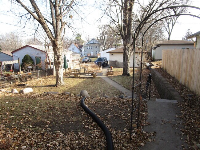 3441 23rd Ave S in Minneapolis, MN - Building Photo - Building Photo