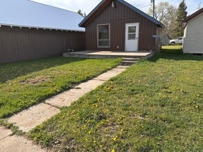 114 1st Ave S in Belt, MT - Building Photo - Building Photo