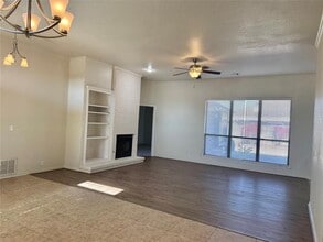 1913 Lois Lynn Ln in Edmond, OK - Building Photo - Building Photo