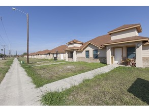 Rockport Street Apartments in Alton, TX - Building Photo - Building Photo