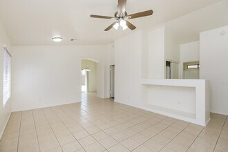 977 E Graham Ln in Apache Junction, AZ - Building Photo - Building Photo
