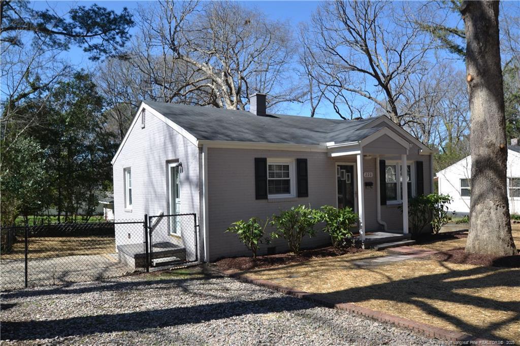 220 Clay St in Cary, NC - Building Photo