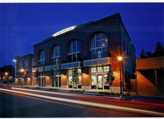 915 Sutter St, Unit 206 in Folsom, CA - Foto de edificio - Building Photo