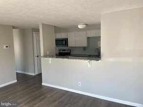 17 Cranberry Ct in Evesham, NJ - Building Photo - Building Photo