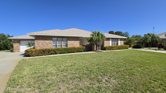 75 Anchor Dr in Indian Harbour Beach, FL - Building Photo - Building Photo