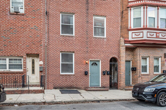 417 Fairmount Ave, Unit Northern Liberties in Philadelphia, PA - Building Photo - Building Photo