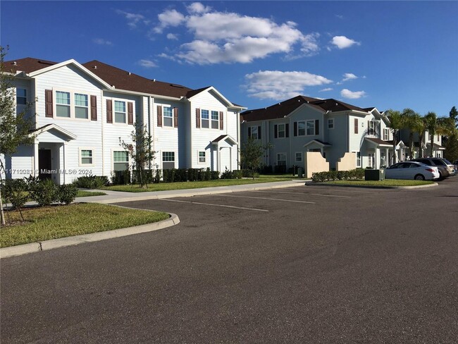 3245 Cupid Pl in Kissimmee, FL - Foto de edificio - Building Photo