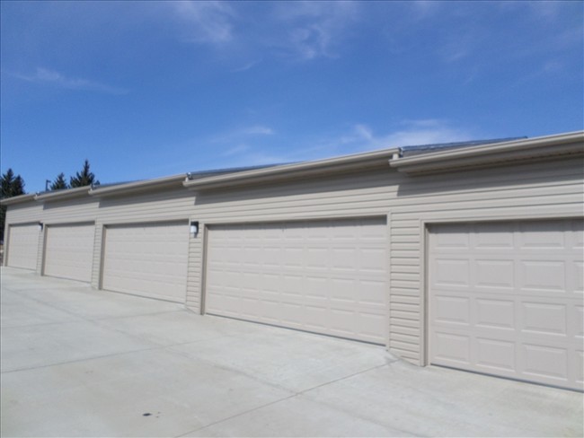 Cambridge Apartments in Bismarck, ND - Building Photo - Other