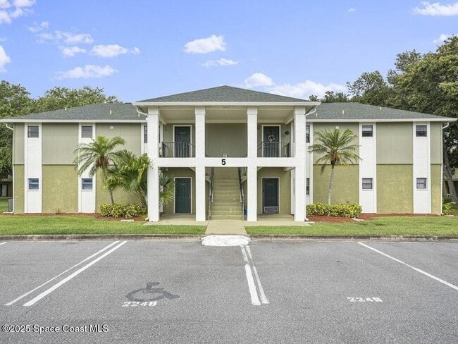 2220 Flower Tree Cir in Melbourne, FL - Building Photo - Building Photo