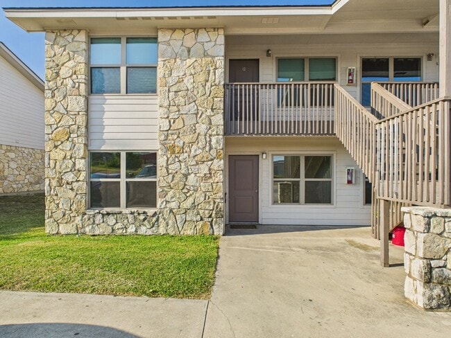 property at 1602 9th St