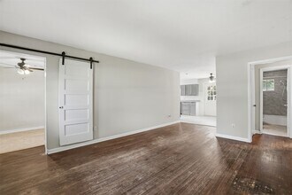 7301 Conley St in Houston, TX - Building Photo - Building Photo