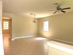 131 Ennis Ln in Jupiter, FL - Building Photo - Building Photo