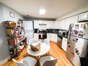 4137 N Greenview Ave in Chicago, IL - Building Photo - Building Photo