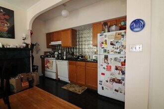 1100 Beacon St, Unit 2D in Brookline, MA - Foto de edificio - Building Photo
