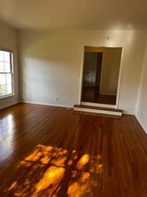 10374 La Grange Ave in Los Angeles, CA - Building Photo - Building Photo