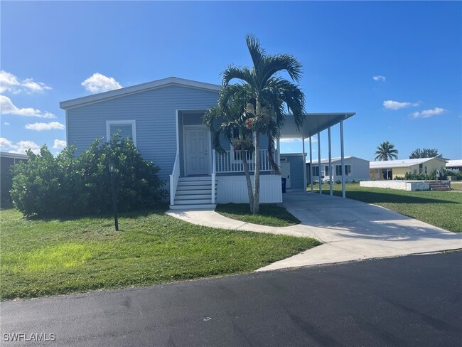 4685 Fiji Ln in Bonita Springs, FL - Building Photo - Building Photo