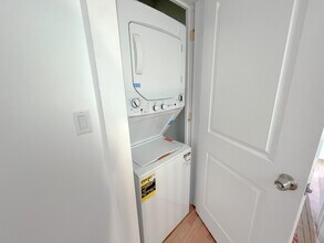 1629 N Honore St in Chicago, IL - Building Photo - Building Photo