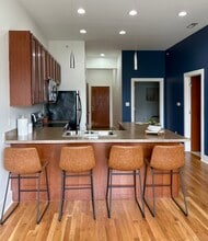 233 E Saint Joseph St, Unit 3E in Indianapolis, IN - Building Photo - Building Photo