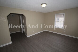 93 Eastview Dr in Memphis, TN - Building Photo - Building Photo
