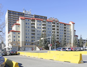 Laureate Place in Calgary, AB - Building Photo - Building Photo