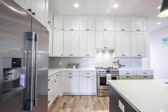 6007 California Ave in Nashville, TN - Building Photo - Building Photo