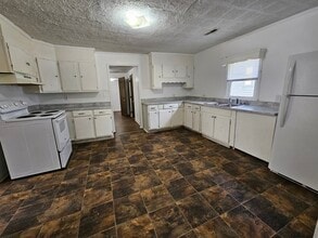 207 Rogers St in Lebanon, TN - Building Photo - Building Photo