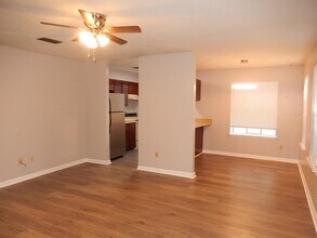 2334 Sylvan Ct in Tallahassee, FL - Building Photo - Building Photo