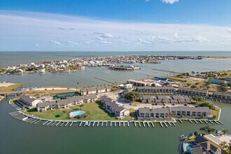 1902 Bayhouse Dr, Unit SI ID1295595P in Rockport, TX - Building Photo - Building Photo