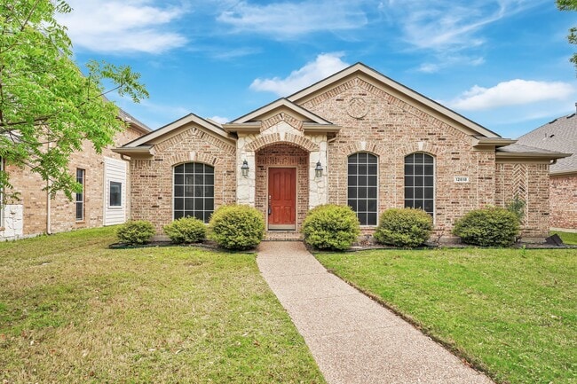 property at 12618 Red Hawk Dr