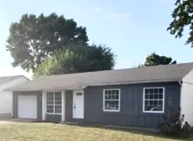 Where Comfort Meets Value in Lafayette, IN - Building Photo