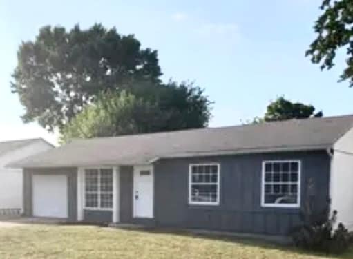 Where Comfort Meets Value in Lafayette, IN - Building Photo