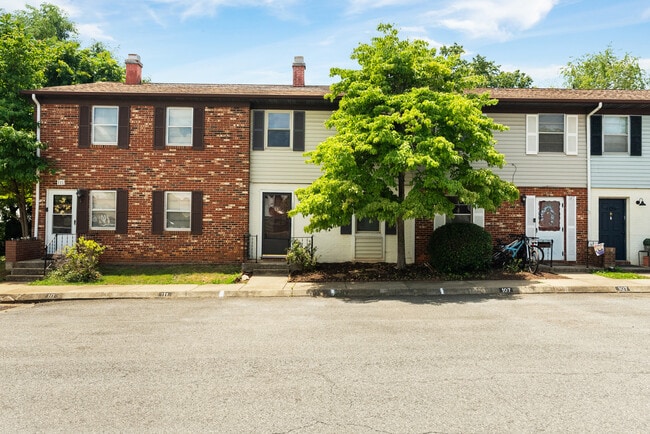 109 Fountain Dr in Lynchburg, VA - Building Photo - Building Photo