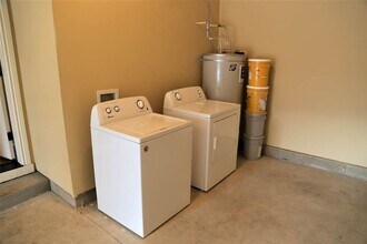 1710 NW Polk Ave in Corvallis, OR - Building Photo - Building Photo