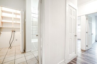 8701 Av. Souligny in Montréal, QC - Building Photo - Building Photo